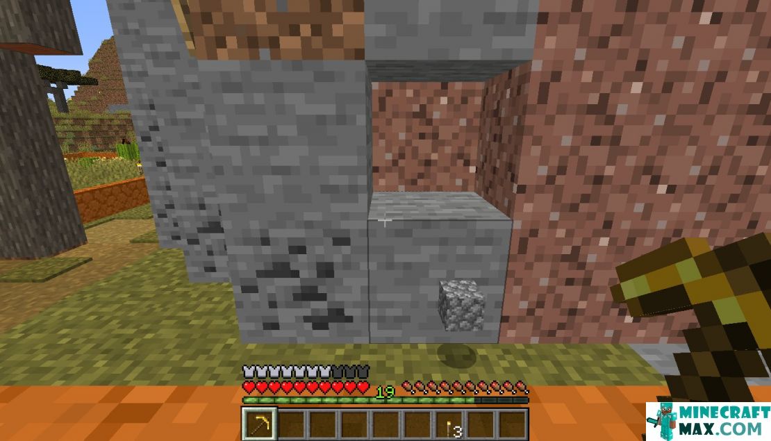 How to make Golden pickaxe in Minecraft | Screenshot 2
