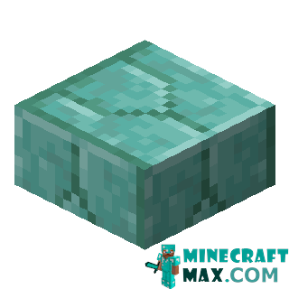 Prismarine brick slab in Minecraft