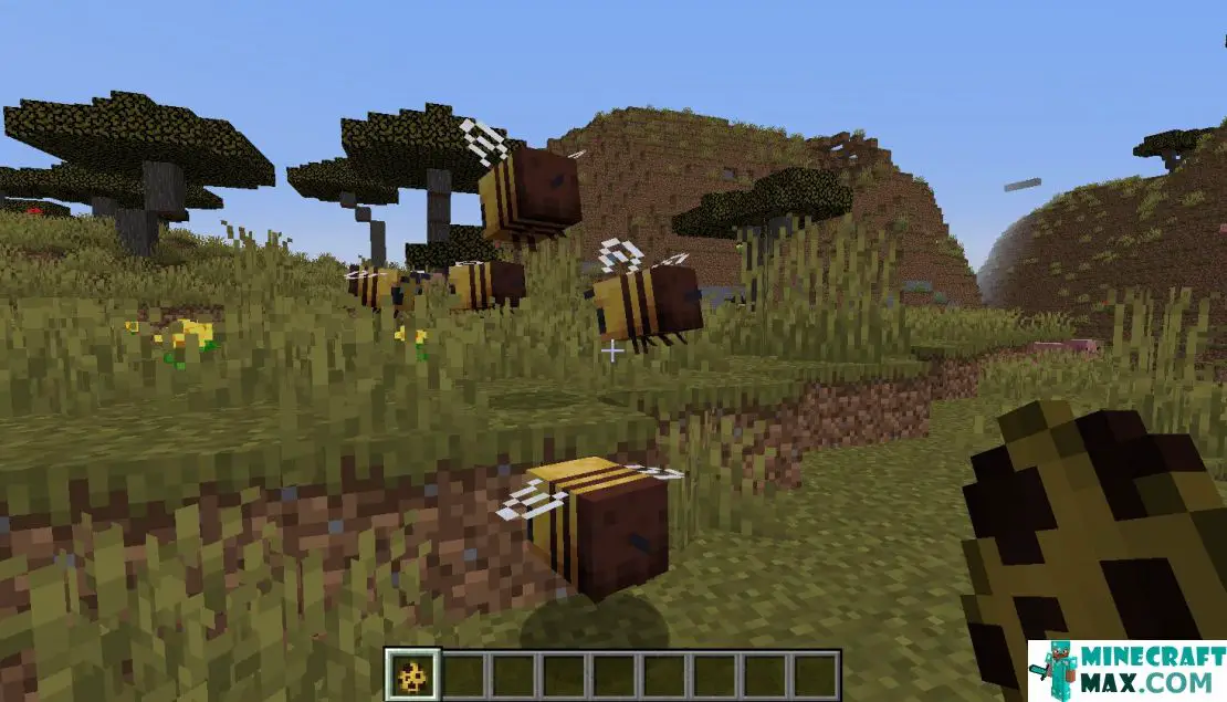 How to make Bee Summon Egg in Minecraft | Screenshot 1