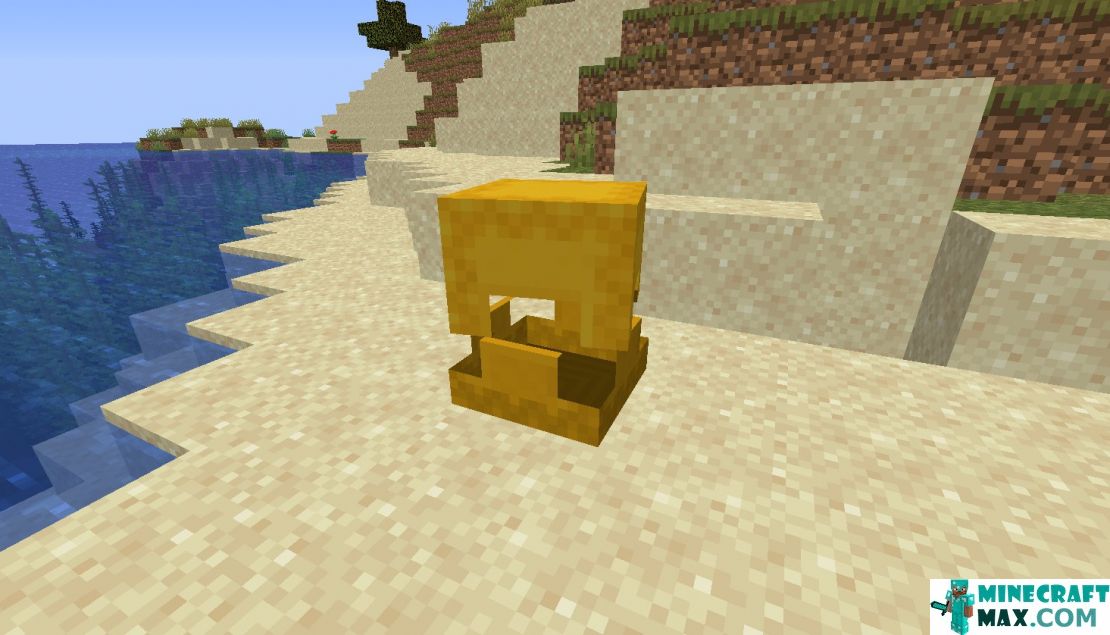 How to make Yellow Shulker Crate in Minecraft | Screenshot 1
